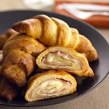 20 Mouthwatering Photos Of Crescent Rolls Recipes Food Pillsbury Recipes