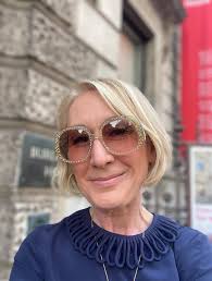 The last drops of summer ☀️ . . . #lastdropsofsummer #summersun  #summervibes #sunnies #sunnieslover #londonsummer #londontaxi #londonbridge  #londonstyle #londonlife #letsdolondon #travelista #travelinstyle