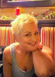 POINTON (nee Carr) Eugenia (Jeannie)