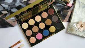 What are some methods to wear eyeshadows properly quora. A Beginner S Guide To Apply Eyeshadow