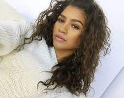 Zendaya Shares How She Nursed Her Damaged Hair Back To Health Zendaya Hair Curly Hair Styles Naturally Curly Hair Styles