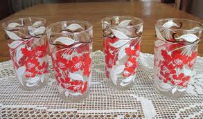 Classic wineglass alcohol drink glasses set with red white and rose wine realistic transparent poster vector illustration. Vintage Drinking Glasses Flower Tumblers Red White Glasses Hibiscus Flower 1950 S Glasses Retro Retro Glassware Vintage Drinking Glasses Glass Collection