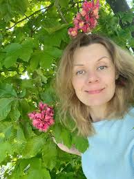 Weiß jemand ab wann der Parkplatz beim Aldi gesperrt ist, wegen der Kirmes? 