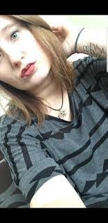 Melissa Doak's Instagram, Twitter & Facebook