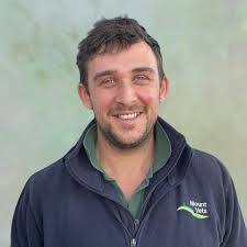 Meet our amazing Farm Vet Team