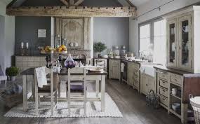 Idees De Maison Brocante Luberon Meuble Patine Meubles Style Tradition Collection Brocante Interior Mobilier De Salon Meuble Maison Du Monde Meuble Bas Cuisine