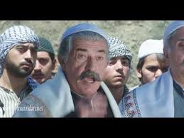 باب الحارة الفرنساوي يريد تفتيش الحارة كلها بيت بيت ردا على أهل الحارة و تبدأ الحلقة بالفرنساوي و رجاله يتحدثون مع أهل Mens Sunglasses Men Couple Photos