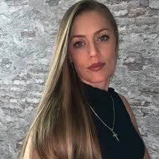 Nada Vesić in osobe