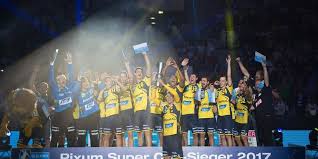 In 2013 trad hij toe tot de elitserien i handboll för herrar samen met zijn twee broers ken en jeff. Stuttgart Rhein Neckar Lowen Holen Wie Im Vorjahr Handball Supercup Rheinische Anzeigenblaetter De