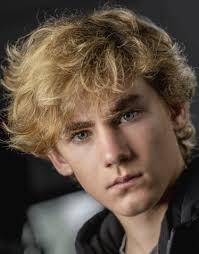 Brad Hepner's Instagram, Twitter & Facebook