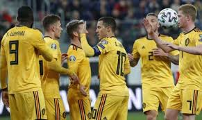En 1910, près de 7 500 russes résident en belgique, essentiellement des étudiants ou des minorités discriminées comme les juifs. Eliminatoires Euro 2020 La Belgique Se Promene En Russie Le Pays De Galles Jouera Sa Qualification Contre La Hongrie