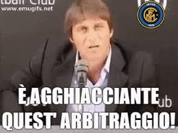 Pochi giorni prima avevamo visto antonio conte sedere vicino al presidente zhang col completo la serie è del 2005 mentre il meme ha cominciato a circolare nel 2017 e vede protagonista hoss delgado. Antonio Conte Agghiacciante Gif Animate Meme E Reaction Da Allenatore