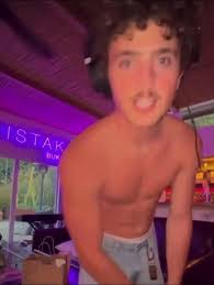 Eve Benson's Instagram, Twitter & Facebook