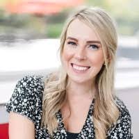 Mandy Albert's Instagram, Twitter & Facebook