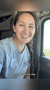 New tarps: very exciting for maybe no one but me. #flatbedlife #truckertok  #flatbedder #ladytrucker #owneroperator