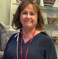 Local hero helps swimmers at shipwreck beach