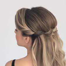 Do You Wanna Learn How To Styling Your Own Hair Well Just Visit Our Web Site To Seeing More Prom Hairstyles For Short Hair Long Hair Styles Hair Styles