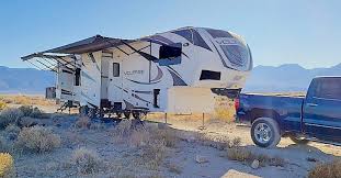 Though california does feature a fair number of trains, there really is no better way to get around than by private vehicle in the golden state. 7 Best Rv Rentals In Bakersfield Ca Rvblogger