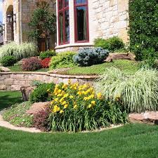 A Great Example Of The Quality We Put Into Our Work Here At Signature Landscape Group L Outdoor Landscape Design Small Front Yard Landscaping Home Landscaping