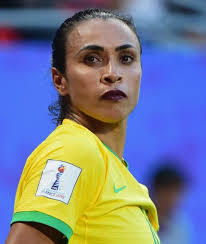 At six years old, érika became the first female pupil at marcelinho carioca's football school. Veja O Que Esta Por Tras Do Batom Usado Por Marta Na Copa Da Franca