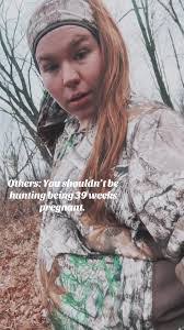 Cora Dean's Instagram, Twitter & Facebook