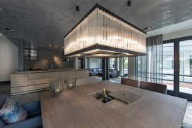 Be mindful that the width of your dining chairs and the width of the table will make an impact on the number of guests you may sit comfortably. Dramatic Dining Rooms 30 Beautiful Elegant Ideas