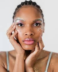 Kind of digging the blonde hair and brows ✨(Lily Cartwright) from  “Ratched”. Products Used ▪️On face