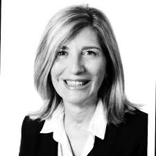 Orgullosísimos Luisa Bravo Tudela y yo de compartir que nuestra hija Elia  Rita Cervera Bravo ha ganado el primer premio de Poesía del XXXI certamen  de Jóvenes Creadores #LetrAfest2023 por…