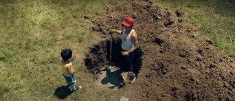 Minari movie reviews & metacritic score: Minari Review A Quietly Ground Breaking Dig Into The American Dream