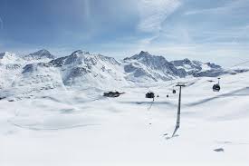 In alta valtellina sorge bormio bike park: Skigebiet Bormio Skifahren Pistenplan Apres Ski