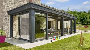 Les tarifs des différents types de vérandas diffèrent donc beaucoup, selon qu'il s'agit d'une véranda en kit, d'une véranda standard ou d'une véranda. Comment Bien Decorer Sa Veranda Nos Conseils Deco