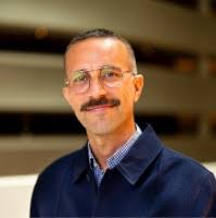 700+ "Lauer" profiles