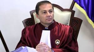 Sau renuntarea la urmarirea penala [care pot fi contestate cu plangere la judecatorul. Motivare Pentru Procurori Augustin Zegrean Daniel Morar Si Stefan Minea N Au Fost De Acord Cu Neconstitutionalitatea Renuntarii La Urmarirea Penala Pentru Redactarea Opiniei Separate In Favoarea Parchetelor Cei Trei Judecatori Ccr