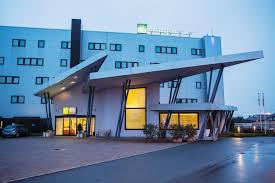 Breakfast and wifi are free, and this hotel also features a bar. Top 3 Star Hotels In Golasecca Lombardy It