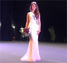 Alors que le concours aura lieu à marseille, samedi 14 décembre, certaines candidates peuvent déjà bénéficier. Vendee Yvana Cartaud Elue Miss Pays De La Loire Sera Presente Pour L Election Miss France 2020 Le Journal Des Sables