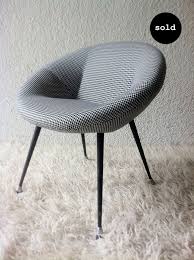 Black And White Houndstooth Chair Half Egg Chair Reupholstered With Black And White Houndstooth Fabric Va De Vintage Vadevintage Com Armchair Vintage Vintage Chairs Modern Lounge Chairs