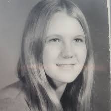 Ronda Weaver's Instagram, Twitter & Facebook