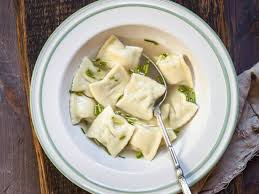 Gyoza Rezept Fur Die Japanischen Teigtaschen Rezept Rezepte Schwabische Maultaschen Kochen Und Backen