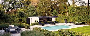 Is one of the leading shopping destinations in london if you want to select beautiful modern furniture for your garden. Fueradentro Outdoor Design Furniture