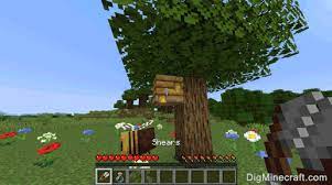 Below are the game controls for harvesting using the shears. How To Make A Honeycomb In Minecraft
