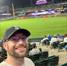 Flex Jordan Mason, Blake Corum, or Brian Thomas Jr.? This is the first week  I've had to put this much thought into my flex spot, thanks to Kyle  Gronkowski this past Thursday