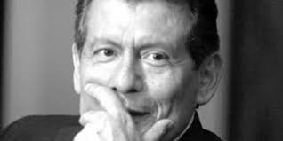 Diez años en el acto