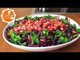 Mein Leckerer Rotkohl Salat Winter Salatrezept Vegetarisch Roh Vegan Canans Rezepte Youtube In 2019 Winter Salat Rezepte Salat Rezepte Und Salat