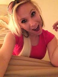 Paige Brewer's Instagram, Twitter & Facebook