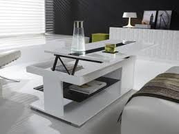 Le plateau de la table basse lomond se relève pour accueillir votre assiette. Table Basse Relevable Blanc Laque Design Elsye