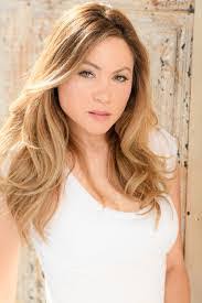 Dale Roa's Instagram, Twitter & Facebook