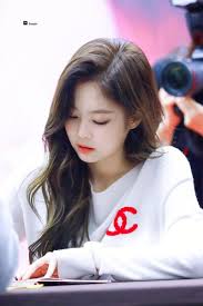 Kết quả hình ảnh cho hình blackpink jennie cute