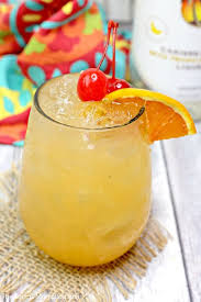 Take your rum cocktail recipes beyond the mai tai and the mojito. Banana Sunrise Banana Rum Punch The Soccer Mom Blog