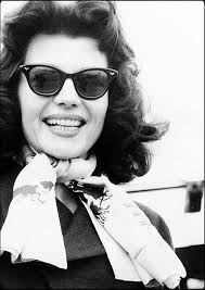 🎶 Shiny Happy People Laughing 🎶