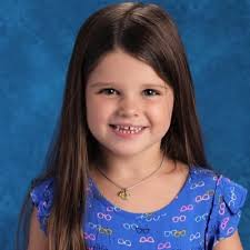 Taryn Warren (@tarynchristine)